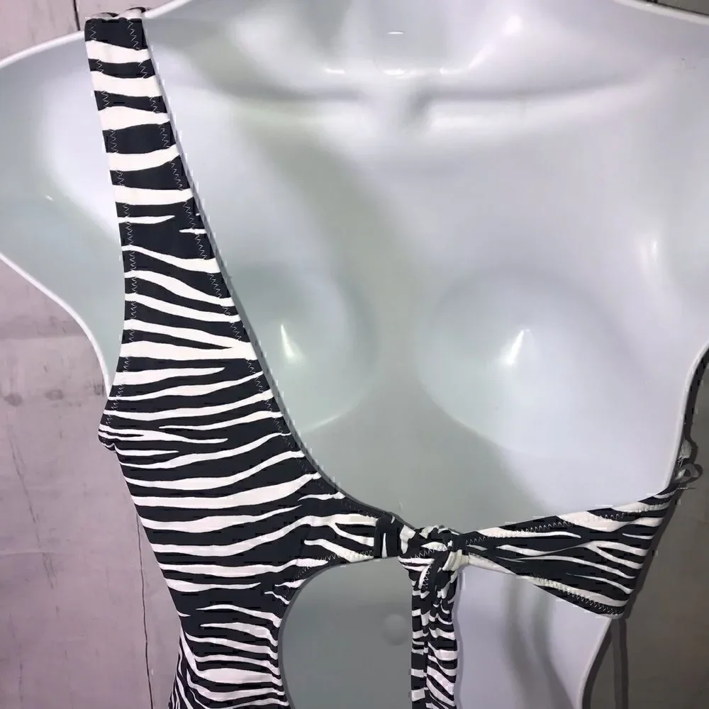 Fashion Nova zebra print